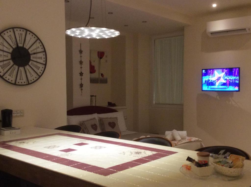 Telewizja i/lub zestaw kina domowego w obiekcie Borgo20 Firenze