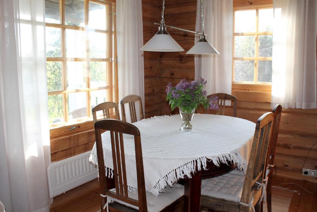 Fotografie z fotogalerie ubytování Toominga Seaside Cottage v destinaci Kõiguste