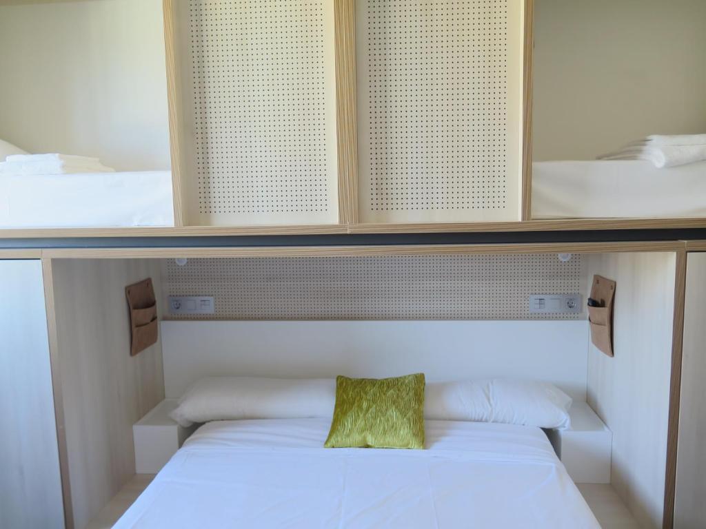 Cats Hostel San Sebastian - 家庭间 - 带共用浴室