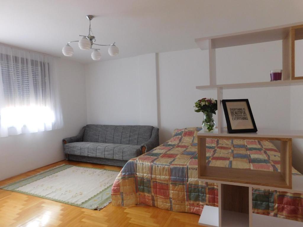 Apartments Villa Kobilj - 