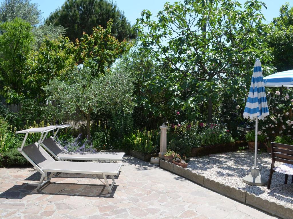 Zahrada ubytování Apartment in Gatteo Mare near Beach