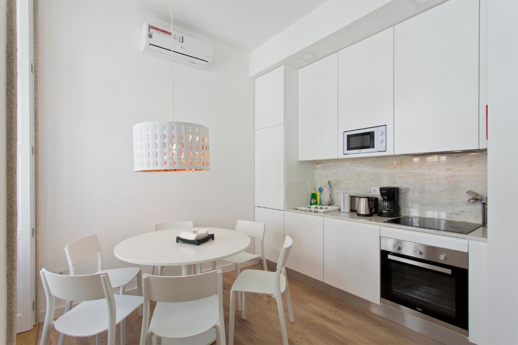 RVA - Clerigos Apartments - 6