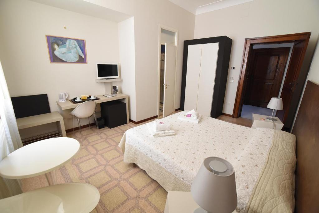 Barone Liberty & Luxury SPA-Boutique Hotel - 8