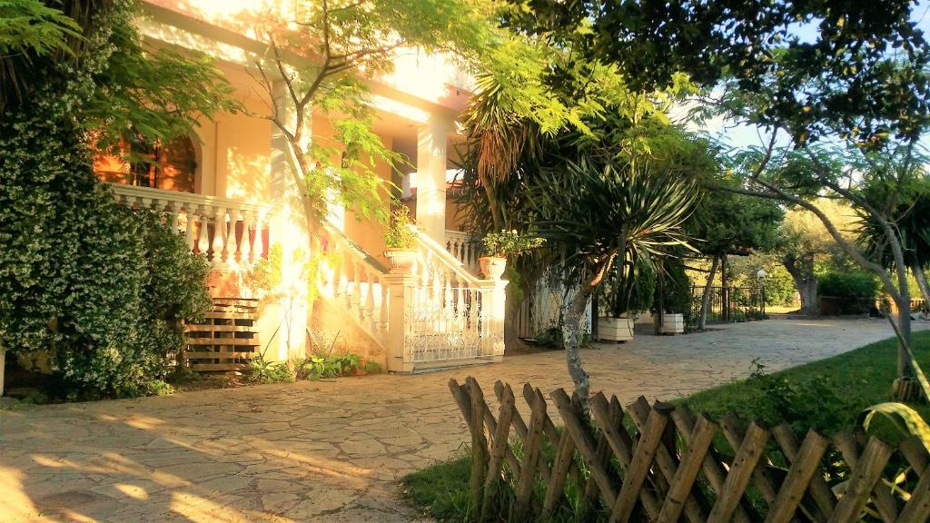 Zahrada ubytování Jacuzzi Pool House AMA5690