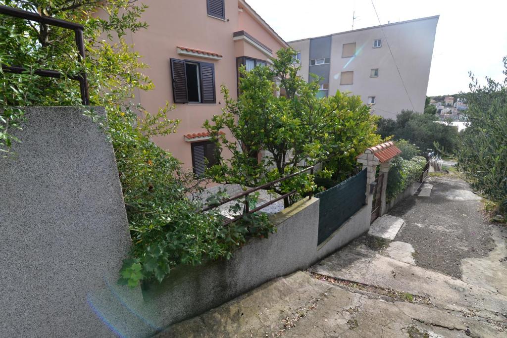Budova, v ktorej sa apartmán nachádza