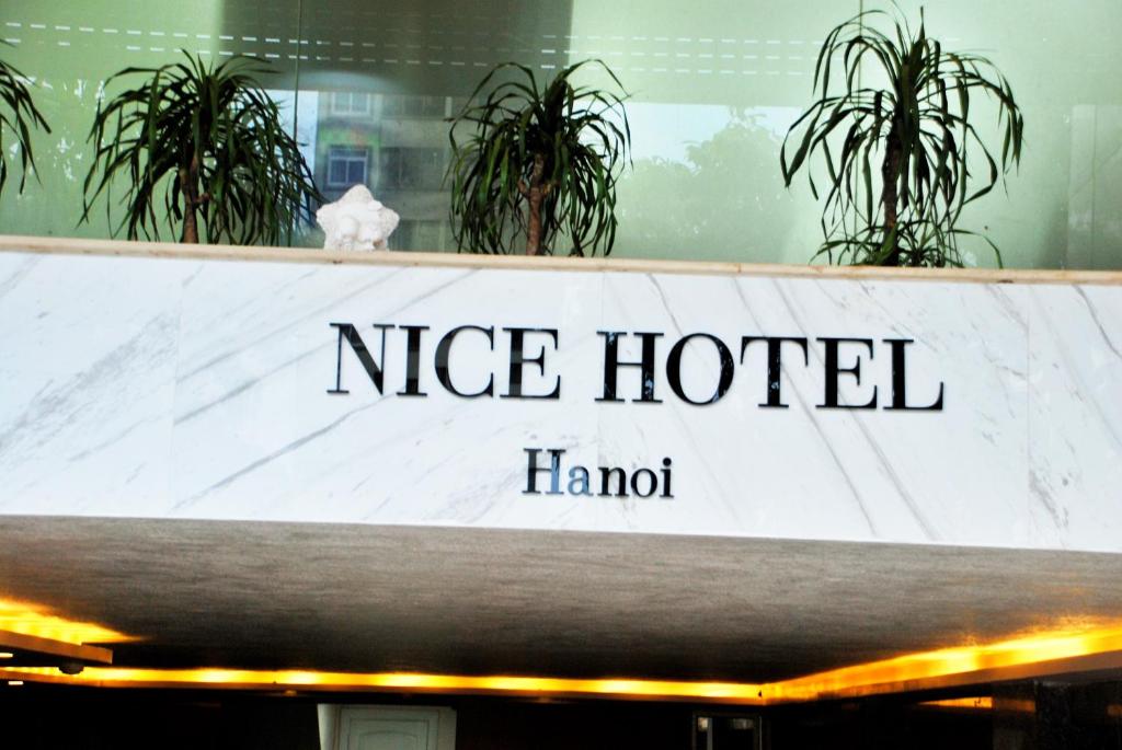Certifikát, hodnocení, plakát nebo jiný dokument vystavený v ubytování Nice Hotel