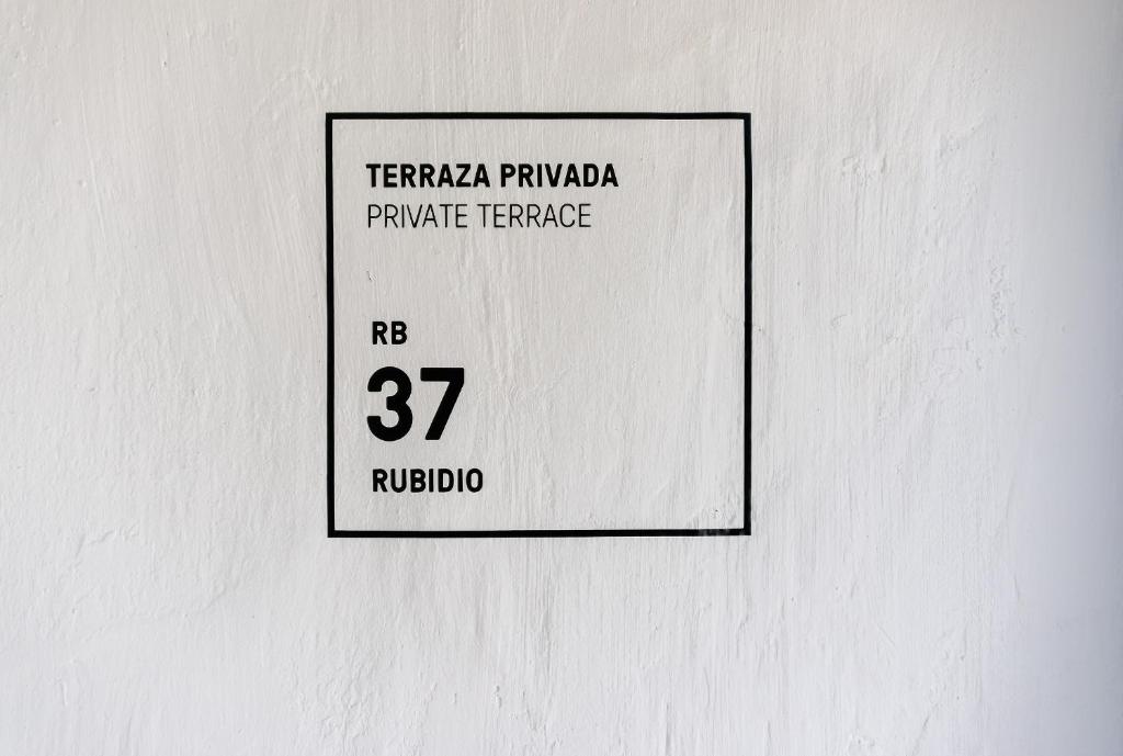 Certifikát, hodnocení, plakát nebo jiný dokument vystavený v ubytování Sodium Boutique Hotel