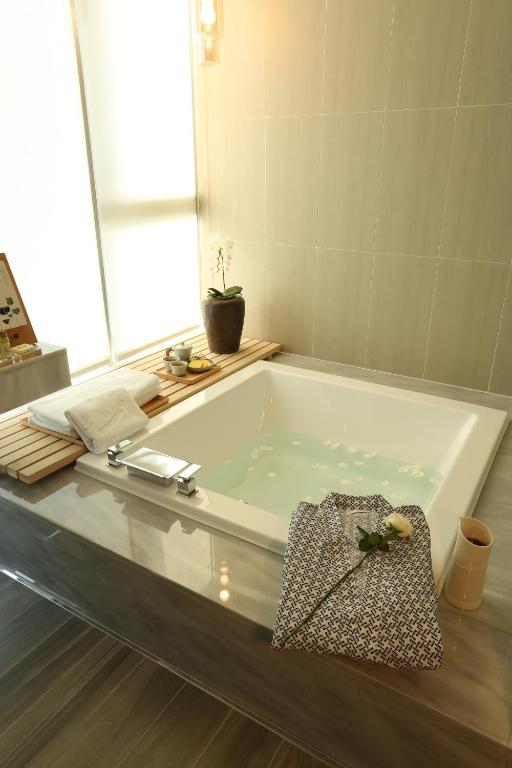 Vannituba majutusasutuses Hotel Day Plus Teascape