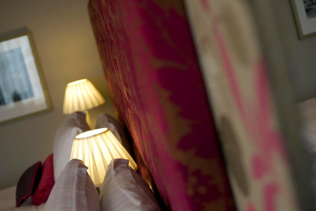 The Three Crowns - Standard Double Room (off Site Parking)