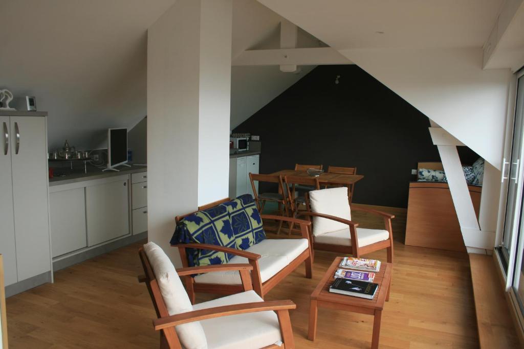 Η κουζίνα ή μικρή κουζίνα στο Appartement vue mer avec piscine intérieure
