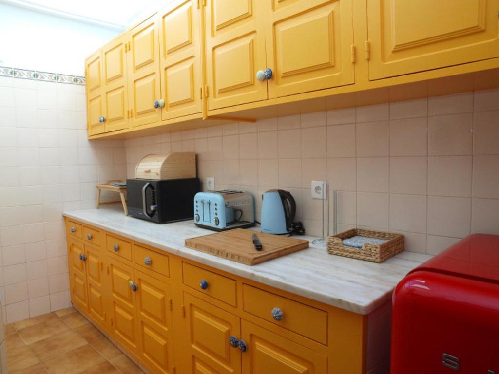 HENRI'S APARTMENTS - City Centre - 16