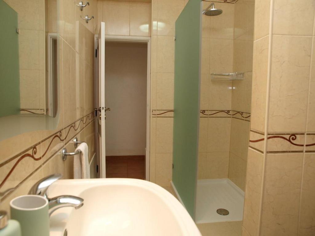 HENRI'S APARTMENTS - City Centre - 18