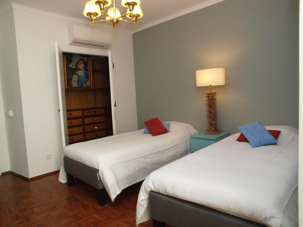 HENRI'S APARTMENTS - City Centre - 13