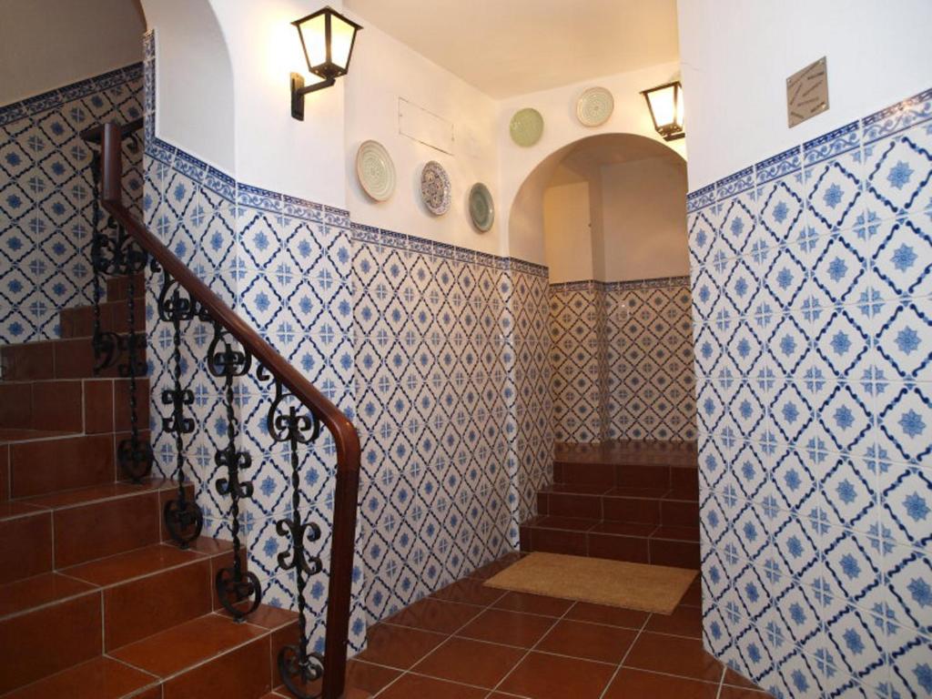 HENRI'S APARTMENTS - City Centre - 9