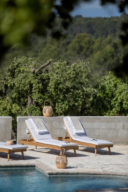 Bazén v ubytování Domaine Monte Verdi nebo v jeho okolí