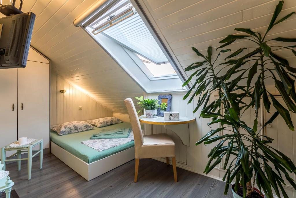 Apartments Sara - 17