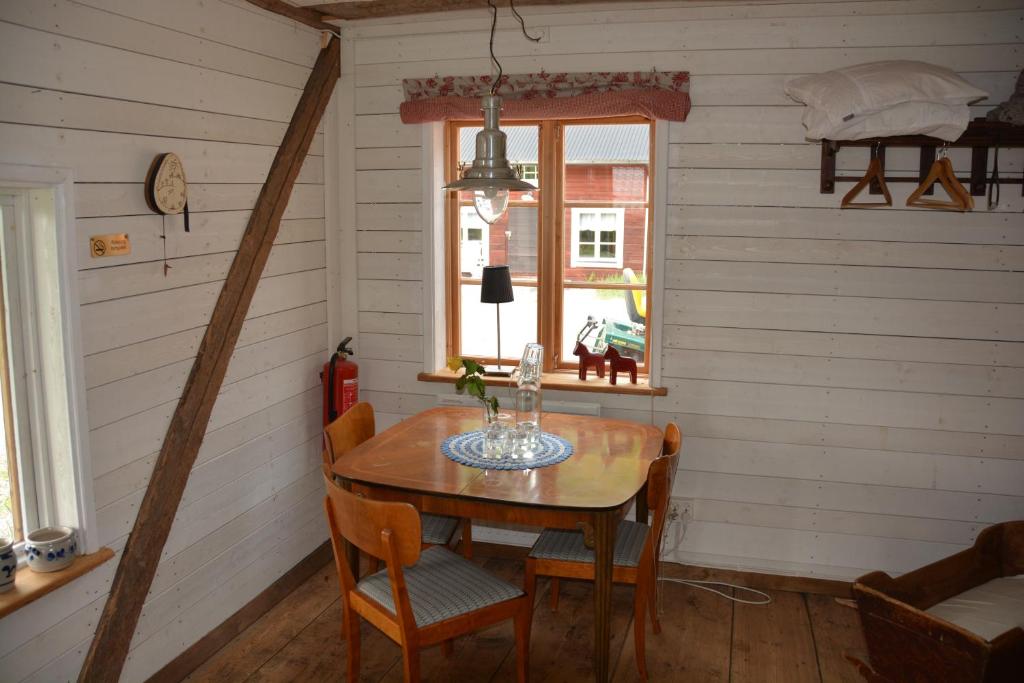 Kolarbogård - Double Room With Shared Bathroom