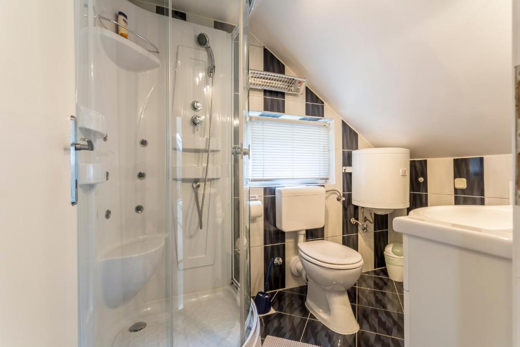 Apartments Sara - 12