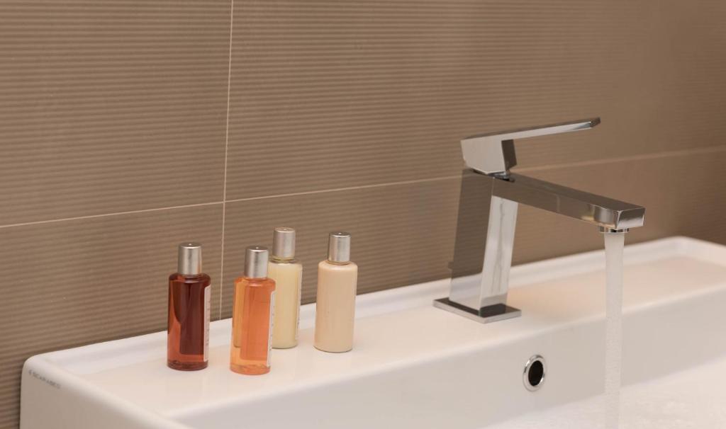 Villa Le Terrazze Charming Rooms - 6