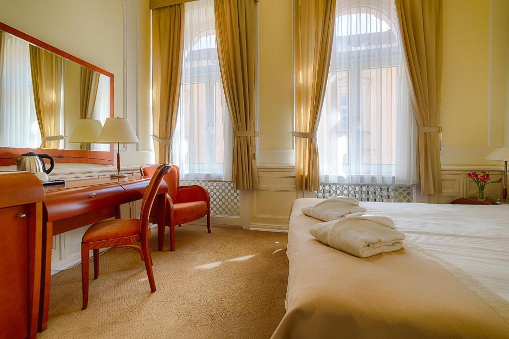 
Apartment (2 Adults)
