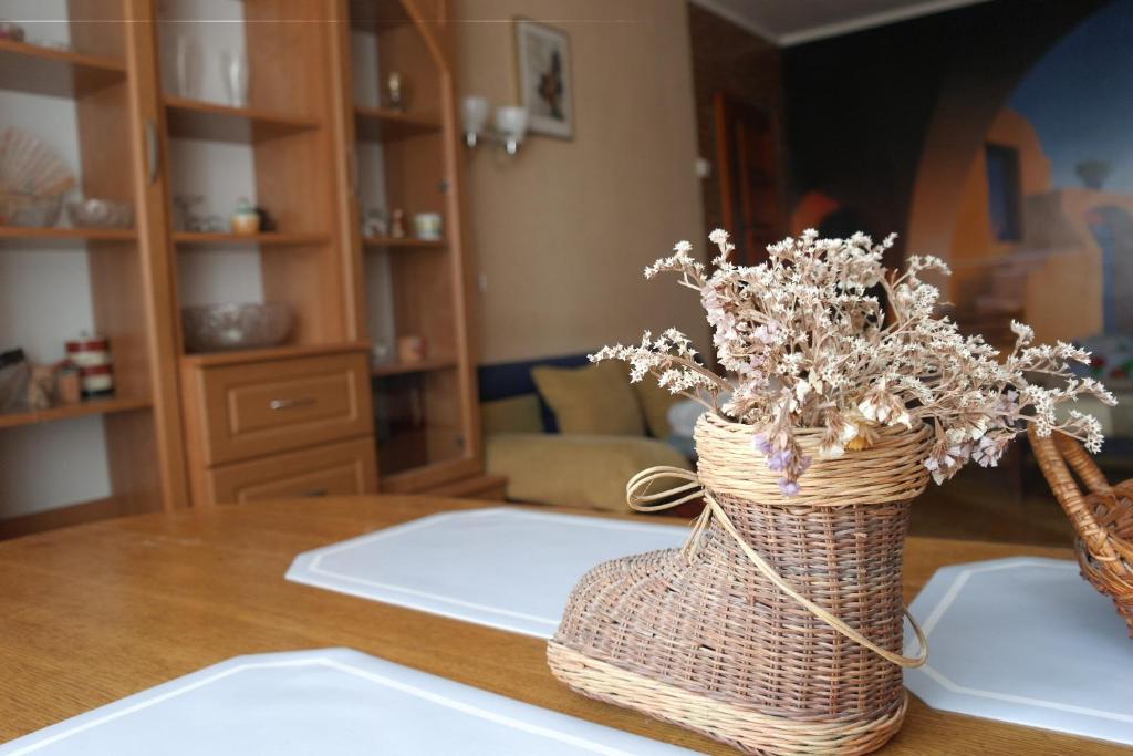 Suitetrails - Apartment on Korjatovich 6a