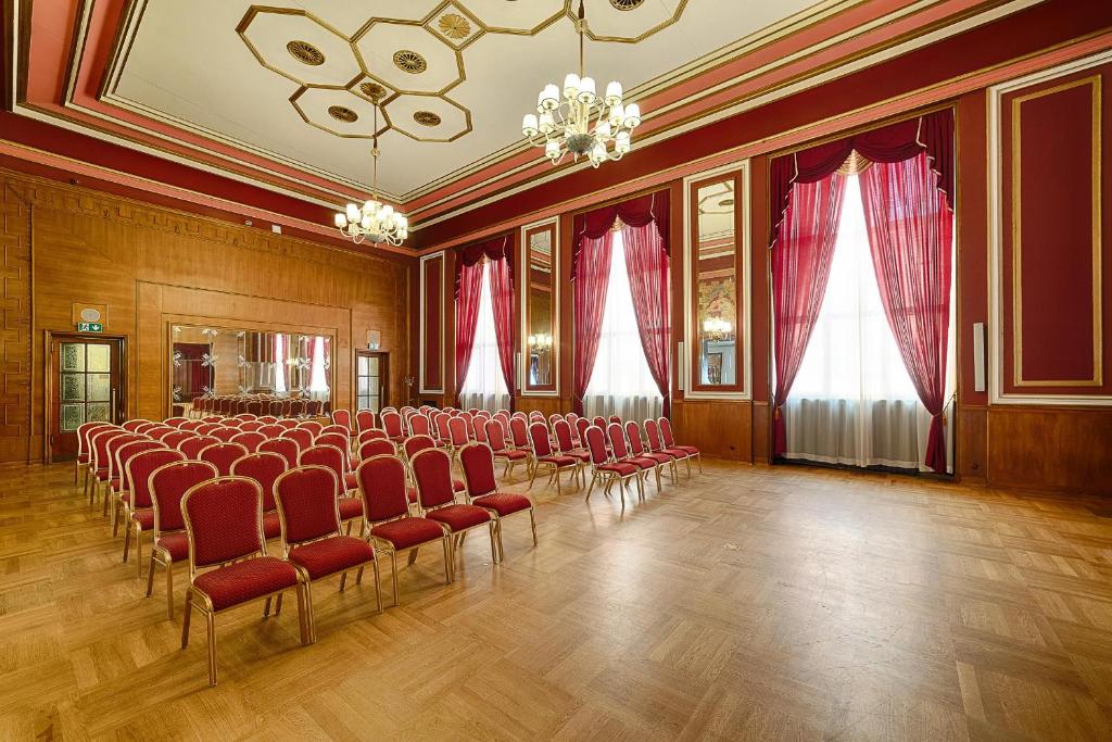 Focus Hotel Premium Pod Orlem - Resim 30