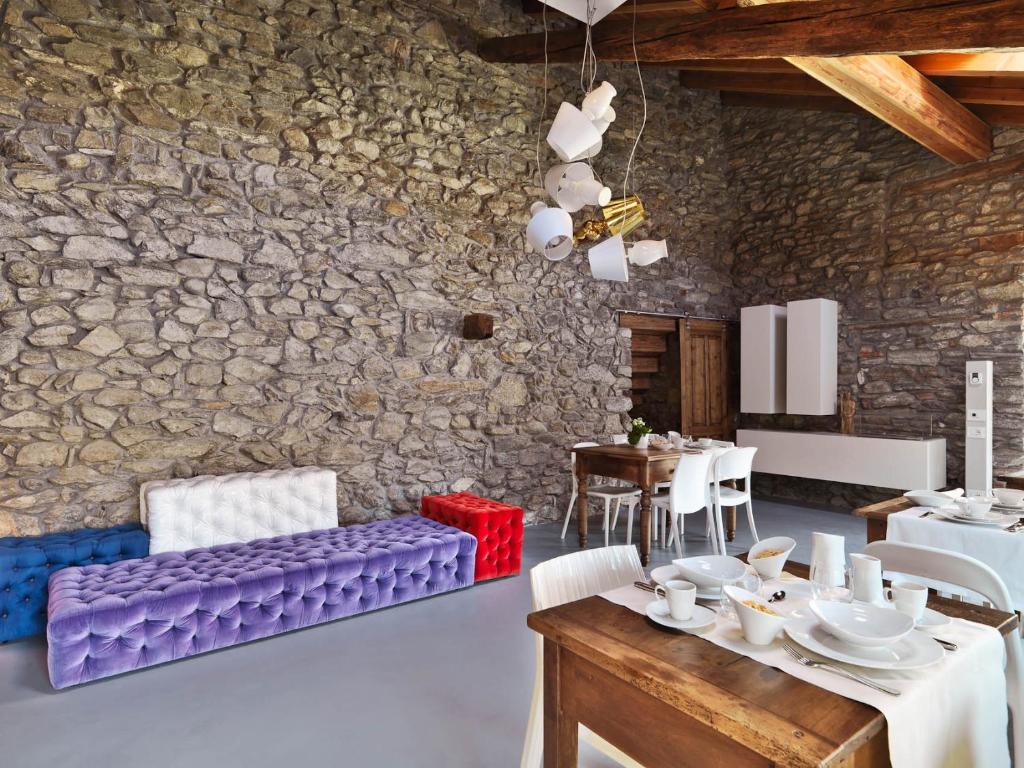 A kitchen or kitchenette at Le Coffret
