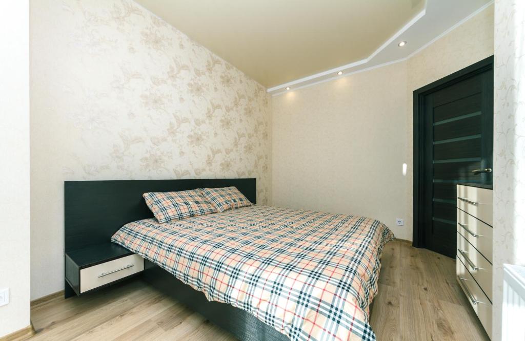 FlatRent Drahomanova 2a - Apartamento De Una Habitación