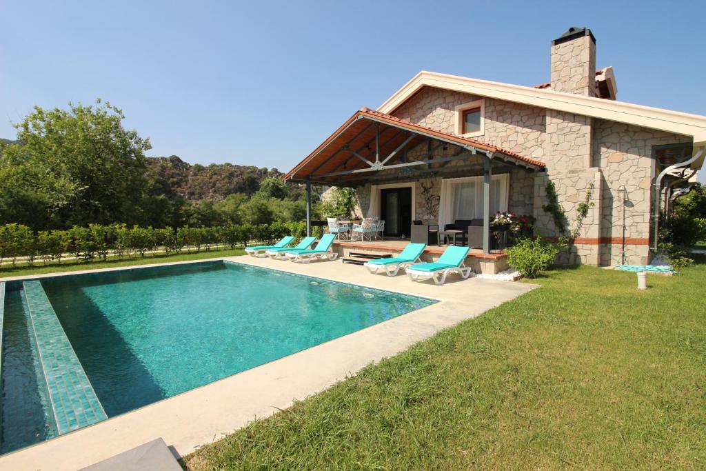 Bazén v ubytování Dalyan Villa StoneHouse-2 nebo v jeho okolí