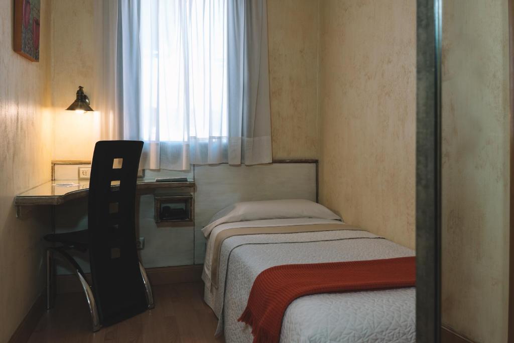 Postel nebo postele na pokoji v ubytování Hotel Castillo de Javier