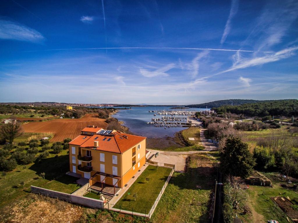 Pomer Port Marina