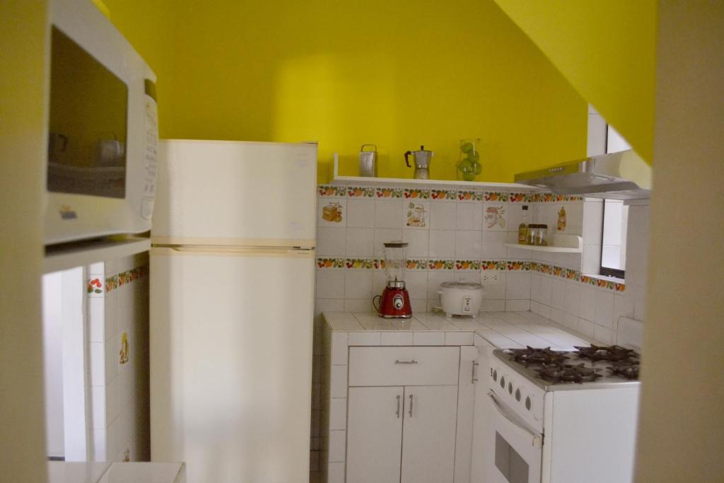 Kuchyň nebo kuchyňský kout v ubytování Casa Rodas