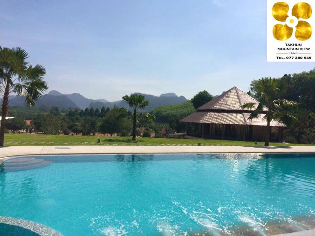 Nespecifikovaný výhled na hory nebo výhled na hory při pohledu z bed and breakfast