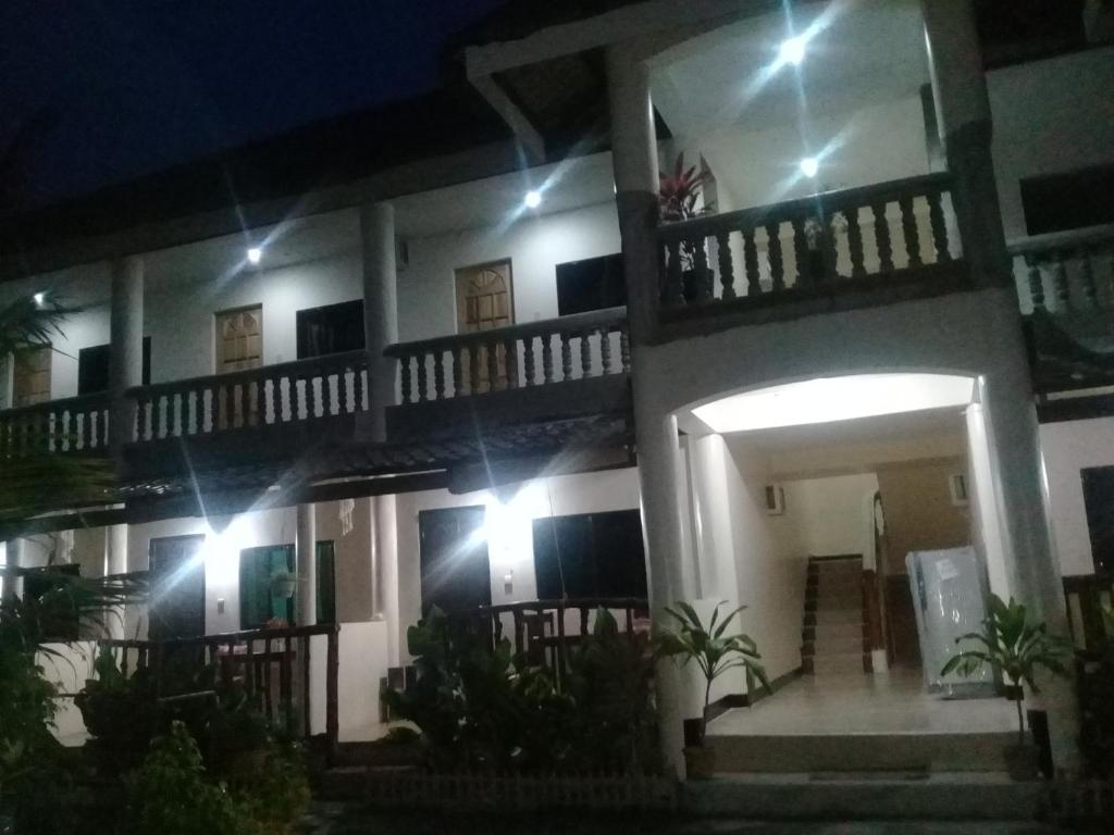 Balkón nebo terasa v ubytování SUNSHINE PARADISE Inn