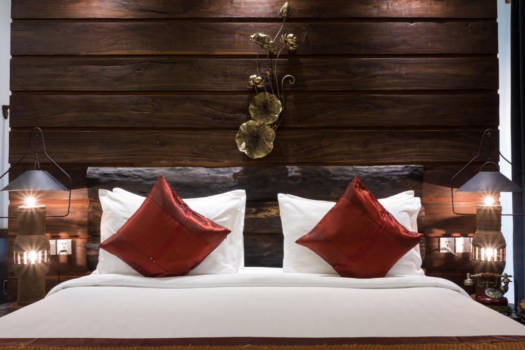 Khmer Paradise Villa - Premier Deluxe Double Room With Balcony