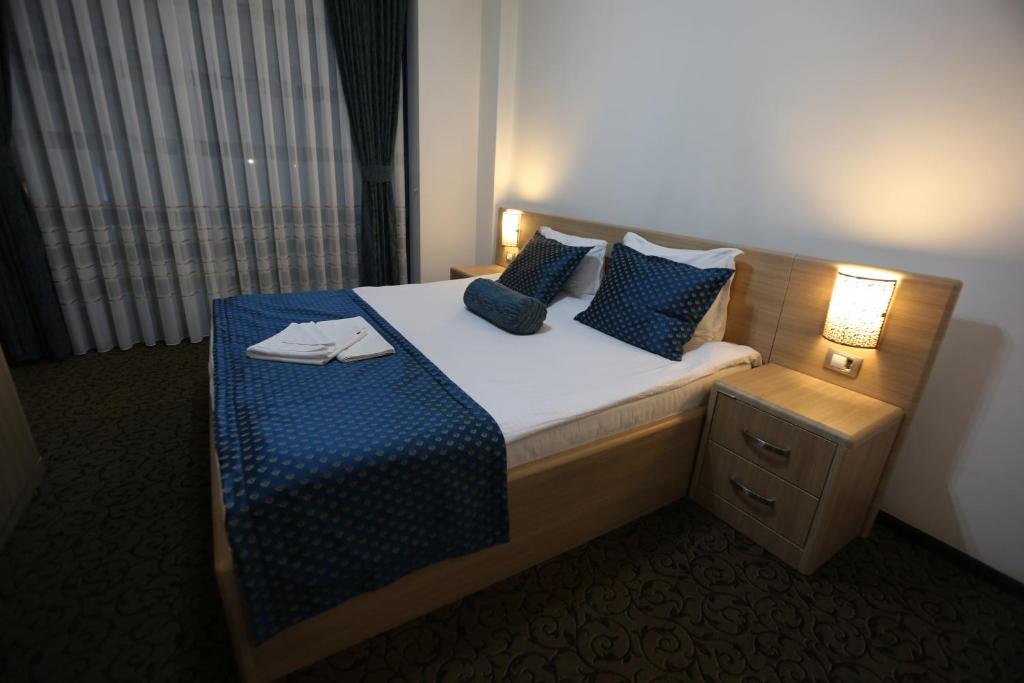 Hotel Pejton - Deluxe Dubbele Of Dubbele Kamer