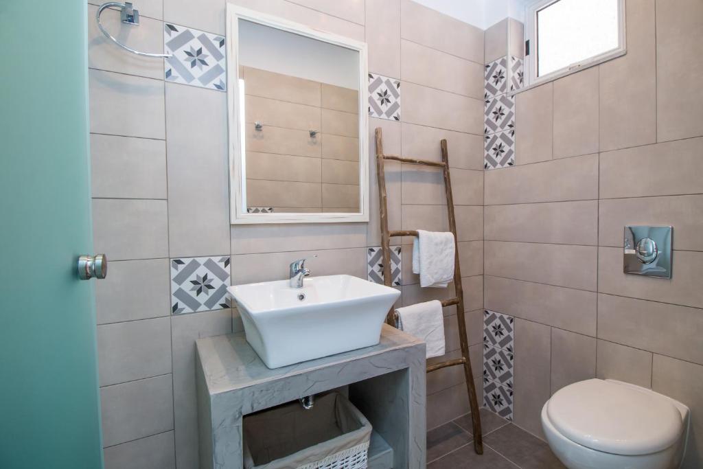 Alexander Studios & Suites - Adults Only - 16