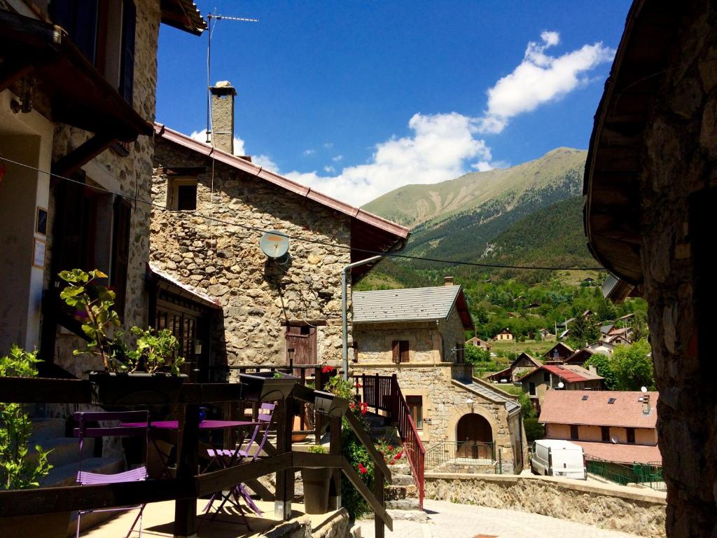 Gallery image of Les chambres du Presbytère du Val in Valdeblore