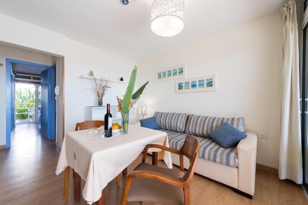 Apartamentos El Paseo - 5