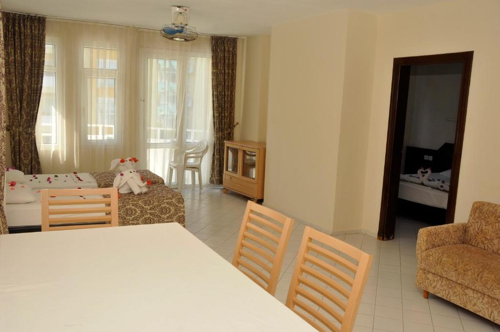 Postel nebo postele na pokoji v ubytování Bariscan Hotel