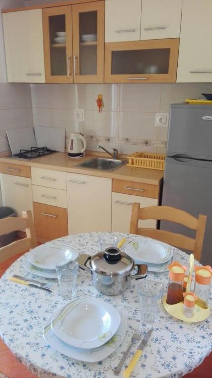 Kuchyňa alebo kuchynka v ubytovaní Apartment Peris