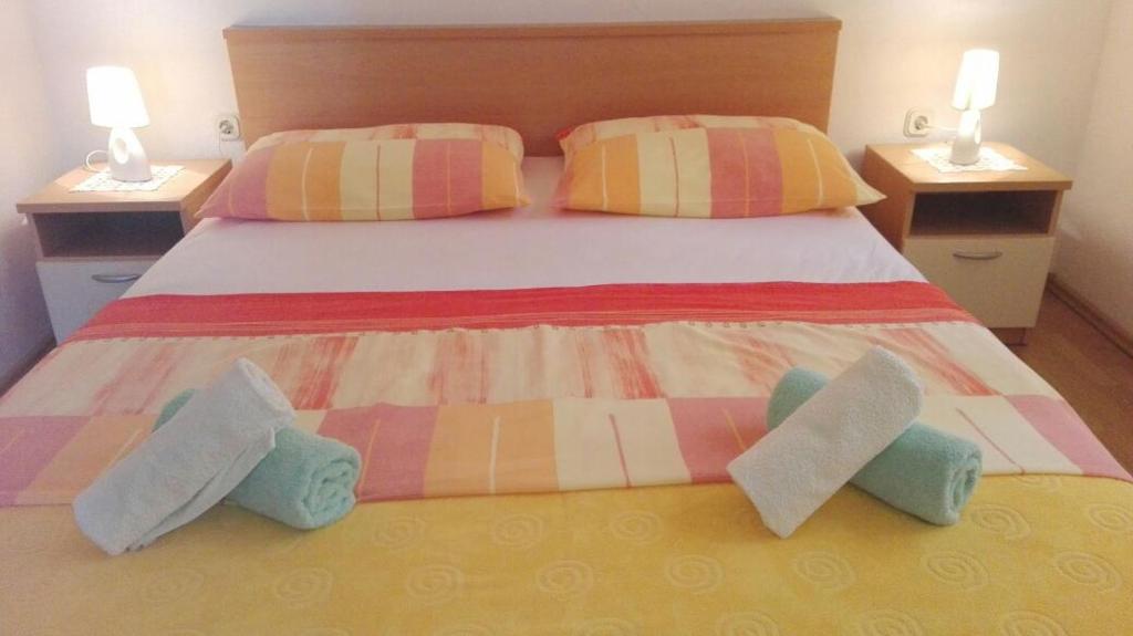 Posteľ alebo postele v izbe v ubytovaní Apartment Peris