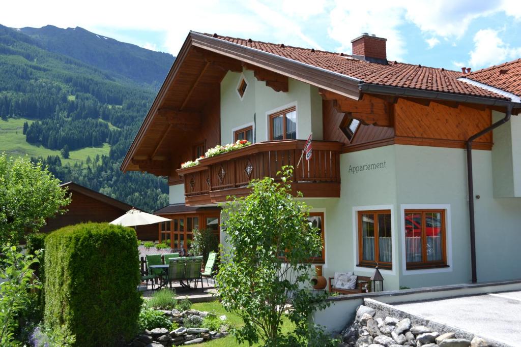 Fotografia z galérie ubytovania Landhaus Sandra v destinácii Dorfgastein