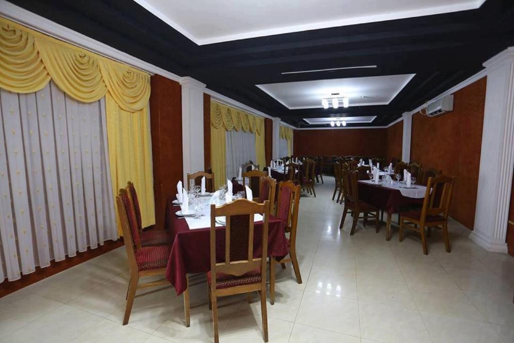 Restaurace v ubytování Europa Hotel-Kutaisi