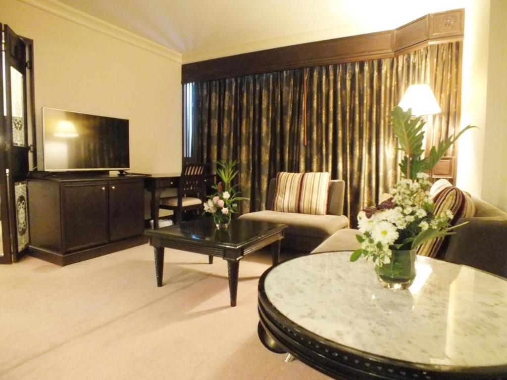 Topland Hotel & Convention Centre - Executive Suite