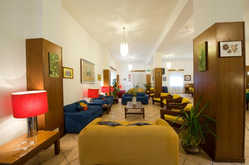 Posezení v ubytování Hotel Caldora