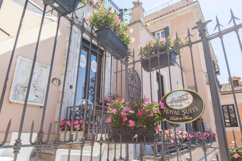 Royal Suite Trinità Dei Monti - Resim 17