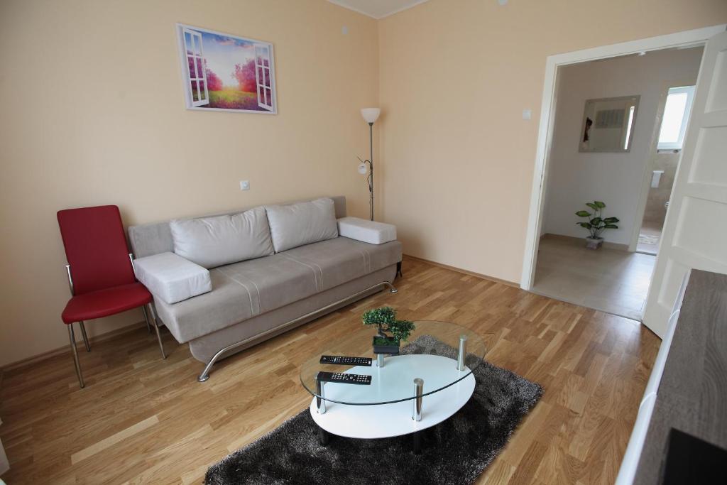 Posedenie v ubytovaní Apartman Seaside Paradise