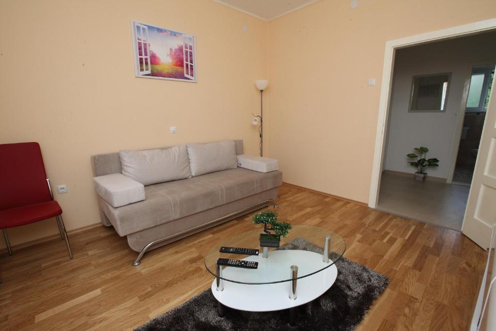 Posedenie v ubytovaní Apartman Seaside Paradise