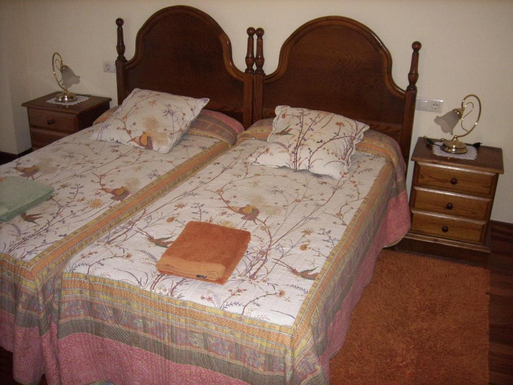 Pension Txomin Ostatua - Twin Room With Private Bathroom